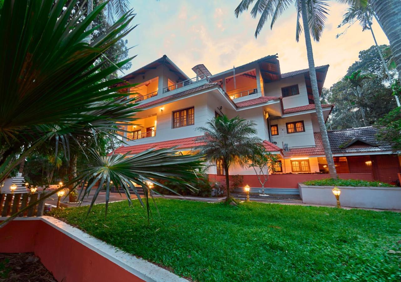 Ushasree Wayanad Heritage Premium Pool Resort By Voye Homes Ambalavayal Εξωτερικό φωτογραφία